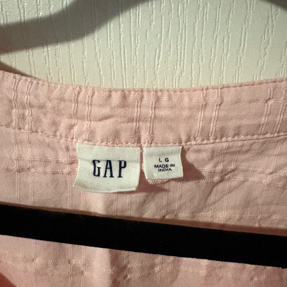 GAP Light Pink Textured Blouse - Picture 2 of 2
